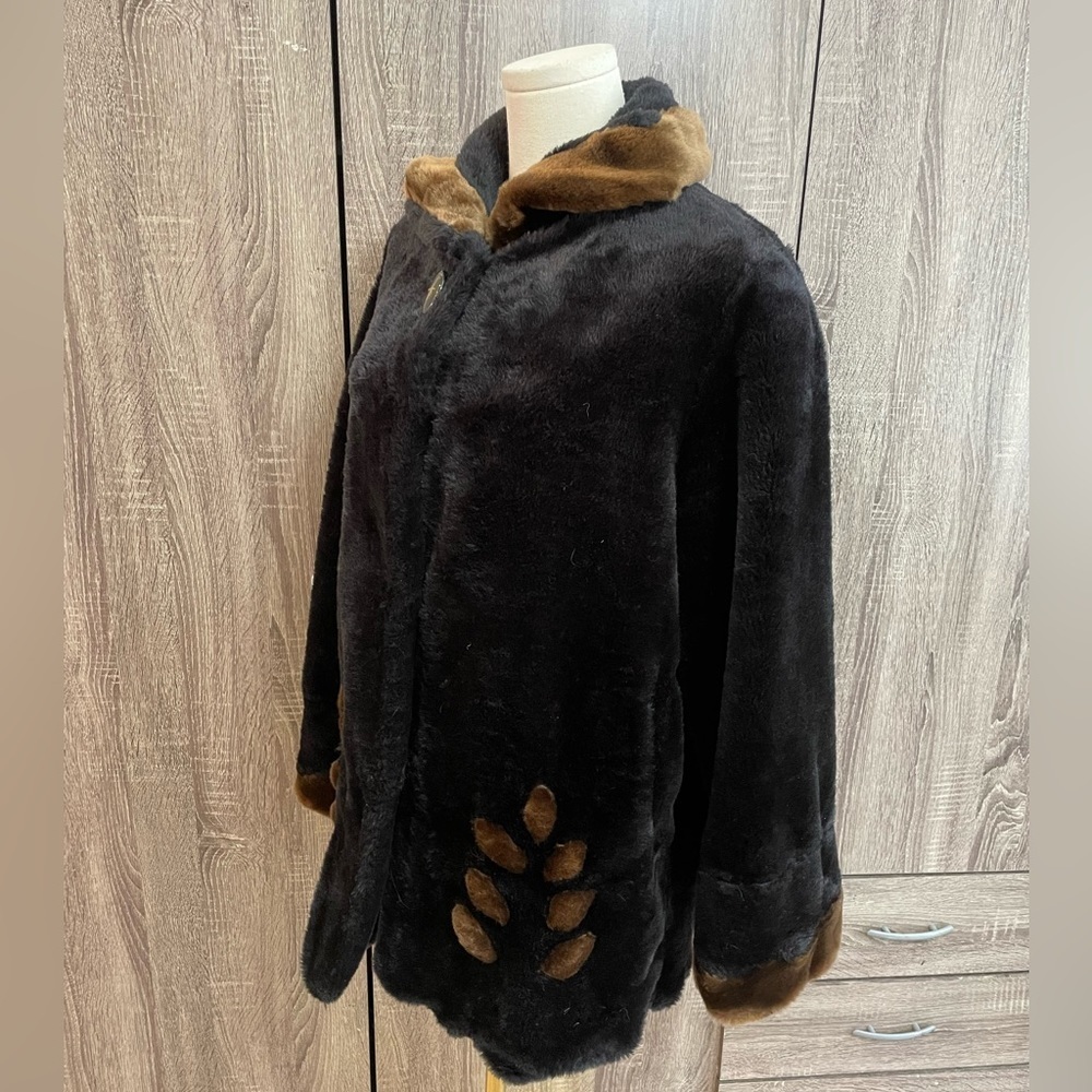 NWT - MODEL FRANCE Luxurious Black & Brown Teddy Faur Fur Jacket. - Picture 2 of 12